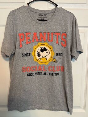 Peanuts Social Club 1960 Gray Tee with Yellow & Orange Graphic Tee